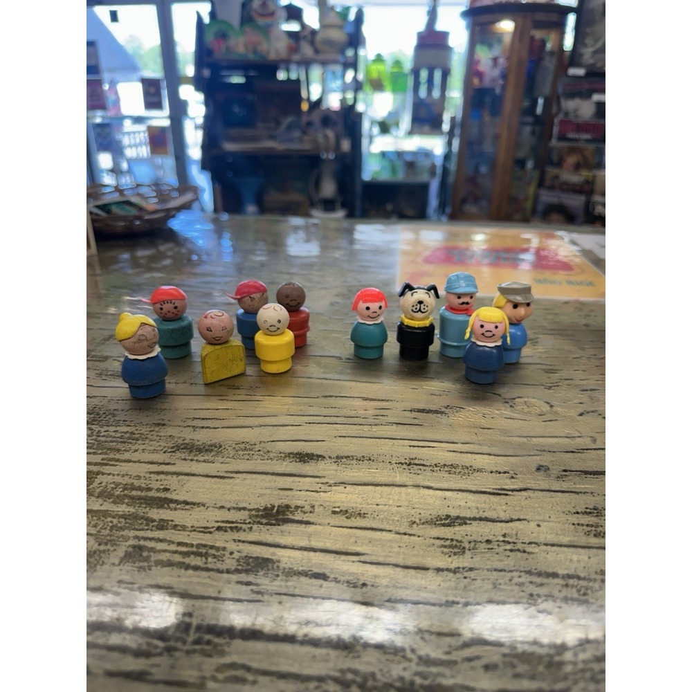 Vintage Fisher Price Little People Lot of 11 Wooden & Plastic